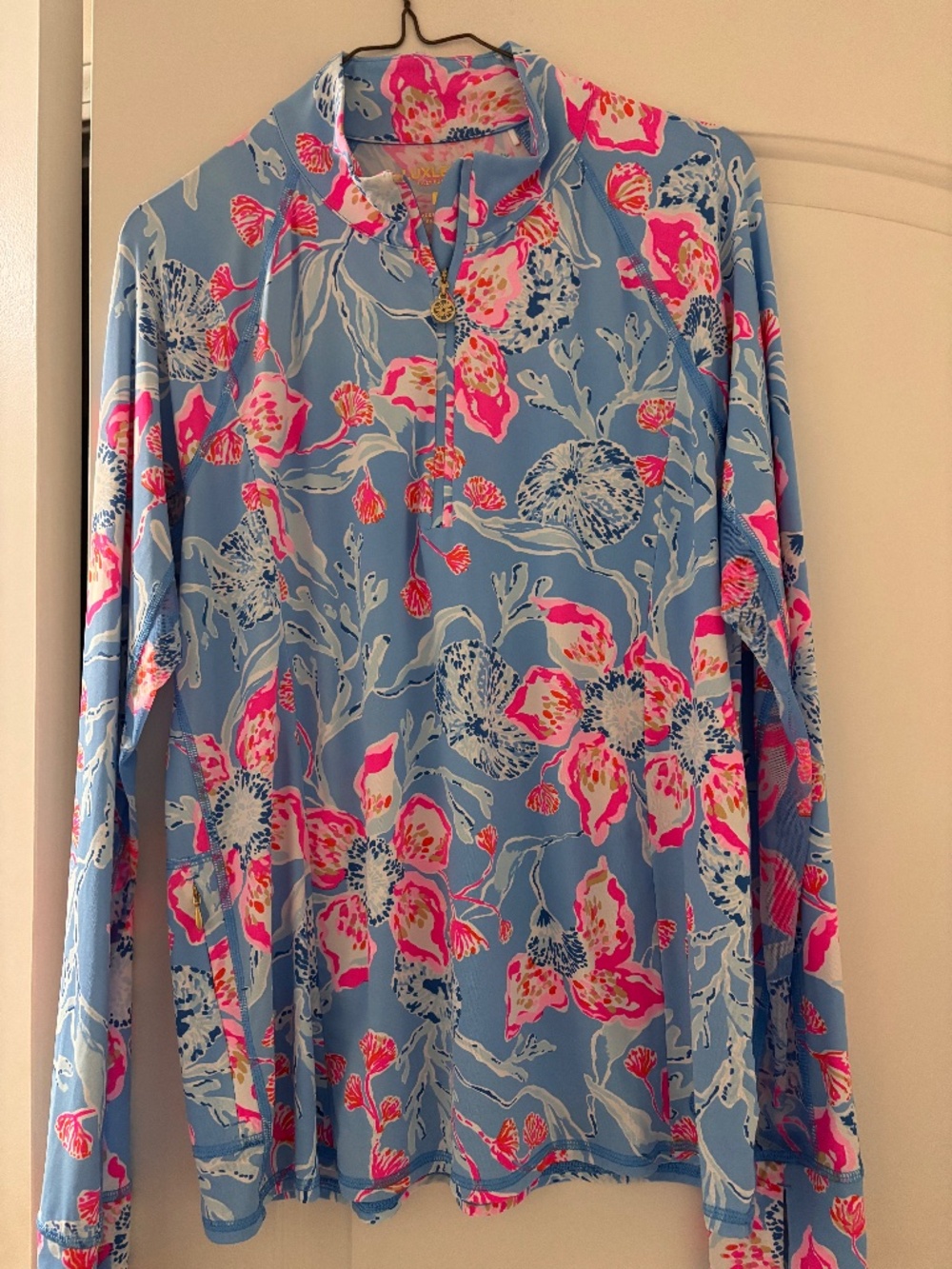 Lilly Pulitzer Luxletic Marion Half-Zip Sunguard in size Large